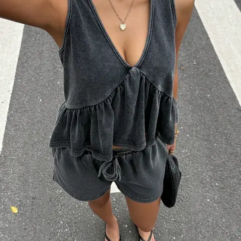 Women's Fashion Basic Two-Piece Set, Sleeveless V-Neck Loose Tank Top and Shorts for Tea Time, Streetwear and Vacations, Outfit Set, Womenswear