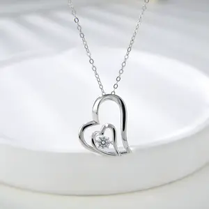 [TW] 0.4 Carat Double Heart Shape 925 Sterling Silver Synthetic Moissanite Dancing Necklace（Chain Length 14 inches）(JP0225)