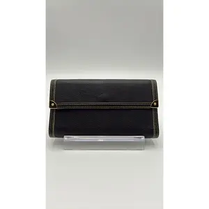 Pre-owned Louis Vuitton Leather Luxury Bags & Accessories Suhali International Wallet, Black Date Code: TH1005C