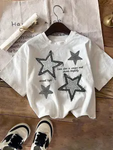 Women's Star Print Round Neck Tee, Casual Star Print Short Sleeve T-Shirt for Daily Wear, Ladies Clothes for All Seasons, Tshirt
