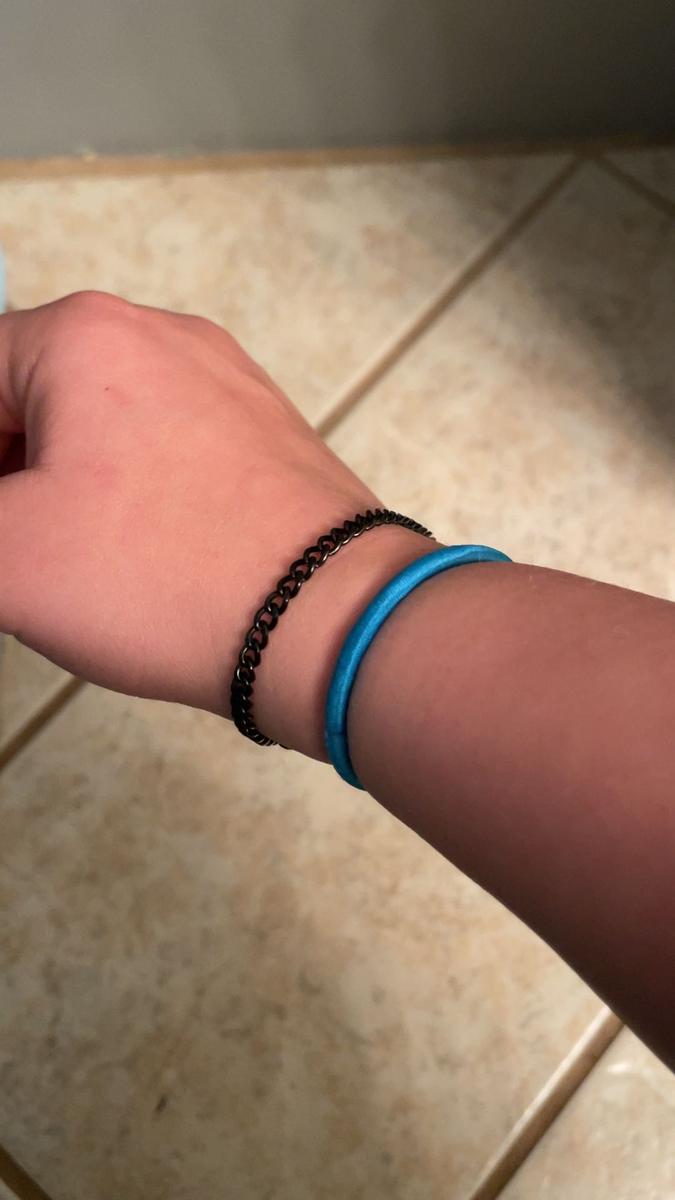 Item: Sliver & Black