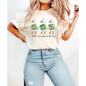 Earth Day Shirt Make Everyday Earth Day Tee, Cute Duck Environmentalist Shirt, Nature Lover Sweatshirt, Earth Day 2026 Crewneck, Eco Gift
