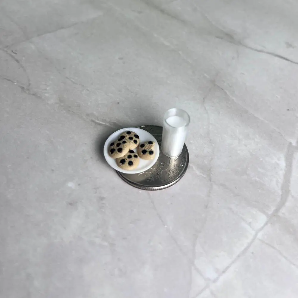 Mini Accessory - Christmas Milk and Cookies