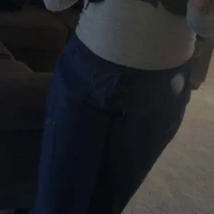 Runlight Hydration Running Vest with 1.5L Water Bladder,Lightweight Zipper Breathable Running Backpack,Adjustable Sport Bag Vest,Sport Gear for Running Jogging Hiking Cycling Marathon Outdoor