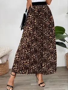 Women's Leopard Print Long Skirt, Casual Slim-Fitting A-Line Skirt for All Seasons, Elegant Streetwear for Home Office Outdoor
