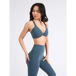 Twisted Curve Sports Bra - Enchanted Teal