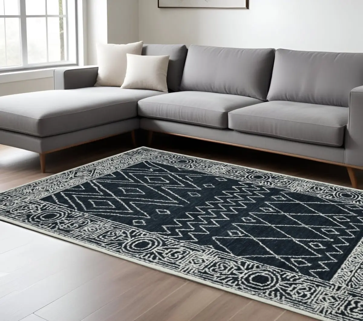 HomeRoots 570329 8 x 10 ft. Charcoal & Ivory Wool Southwestern Hand Hooked Rectangle Area Rug, Decorative Rug, Handcrafted Rug