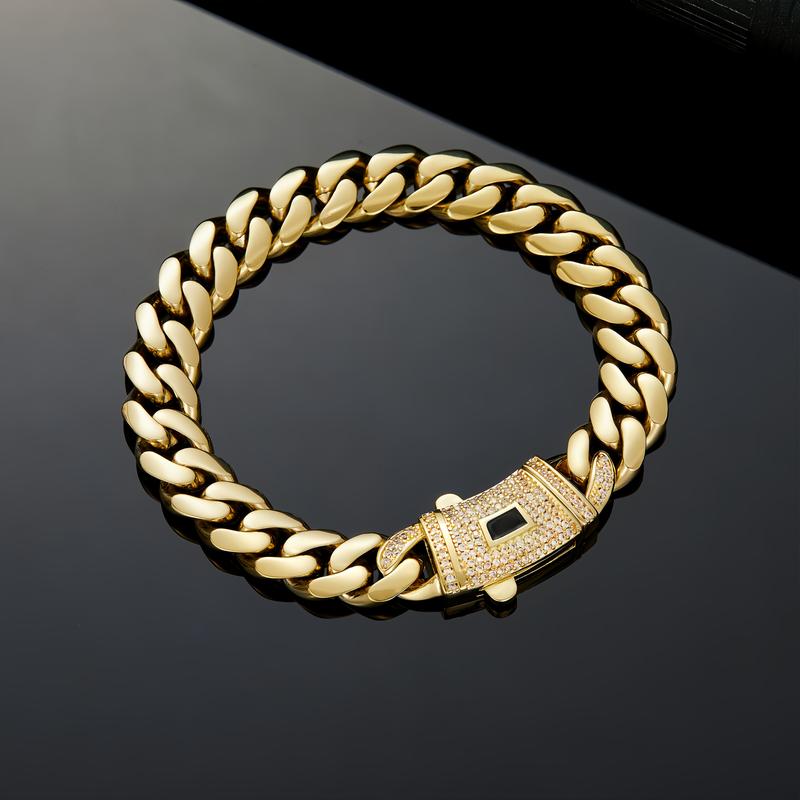 【Zircon model】14K gold-plated Cuban necklace.The new craftsmanship and classic white stone inlay design are dazzling.Miami Cuban necklace combines tradition and fashion.The best gift for him/her.6mm/8mm/10mm/12mm/14mm are available. 【Zircon model】14K gold-plated Cuban necklace.The new craftsmanship and classic white stone inlay design are dazzling.Miami Cuban necklace combines tradition and fashion.The best gift for him/her.6mm/8mm/10mm/12mm/14mm are available.