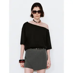 URBAN REVIVO 2026 Summer Women's Fitted Breathable Viscose 1-Shoulder Short-Sleeve Blouse, Elegant Minimalist Basic Casual Commute Shirts UWM460124