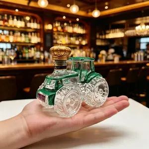 Tractor Whiskey Decanter, Rustic Farm Bar Decor Utensils, Perfect Gift for Whiskey Lovers & Farmers, Unique Home Bar Accessory, Ideal gift,Glass