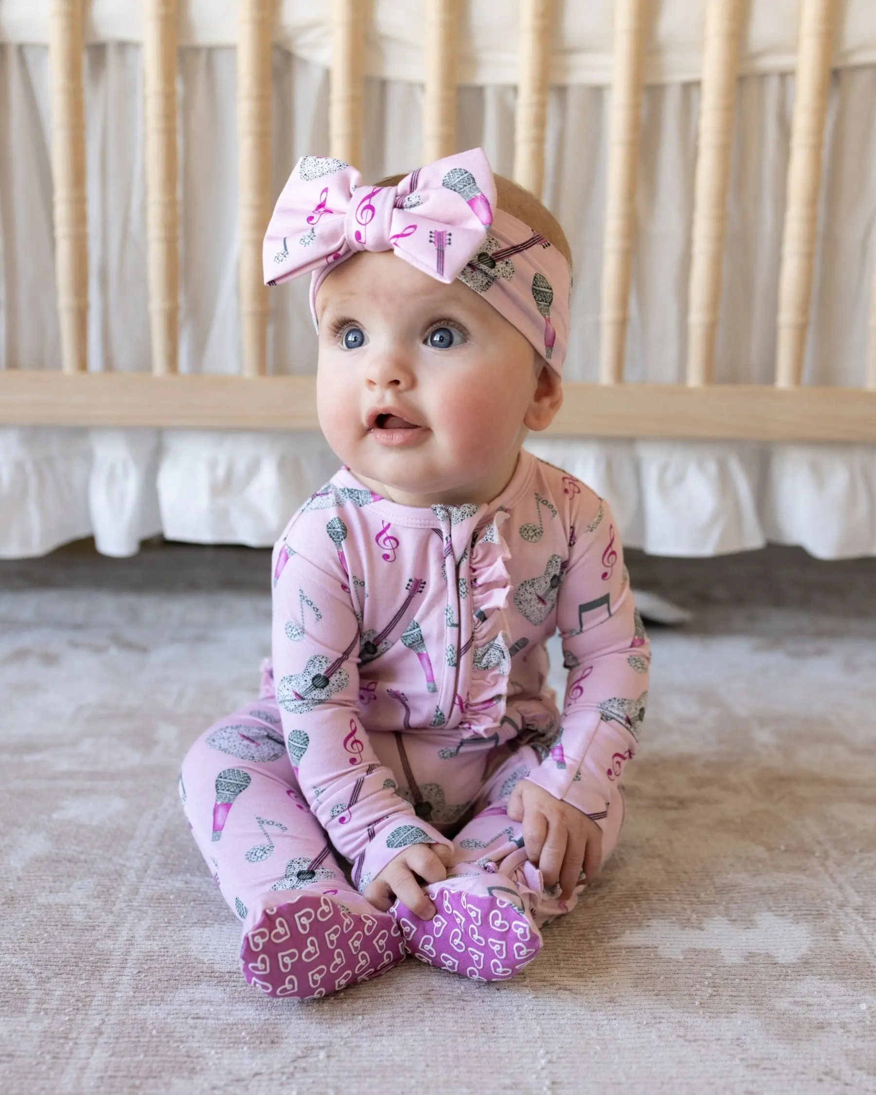 Lev Baby Glamorous Fitted Bodysuit - Ruffled Dolly Design, Zipper Closure, Baby Girls Onesie Bodysuit Outfit, Baby Girl Clothes