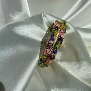 Multicolor flower bangle