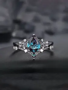 2 Piece Set Women's Rings, Gothic Gold Pear Shape Alexander Ring Set, Unique Platinum Magic Ring Gift, Perfect for Daily & Party Wear, Dark Aesthetic Rings