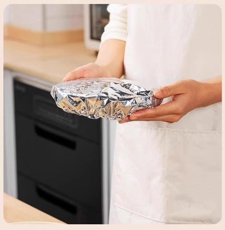 50pcsAluminum foil food warming cover keeps food warm and fresh. High-quality, reusable aluminum foil food cover for the family dining table. Kitchen freshness protector suitable for home and kitchen use.