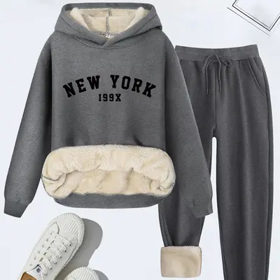 New York Street Fashion TikTok Shop - Main Image