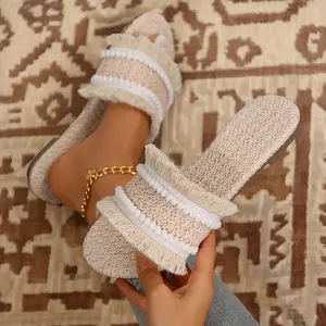 Comfortable Summer Beach Straw Tassel Weave Non Slip Flat Bottom Slippers