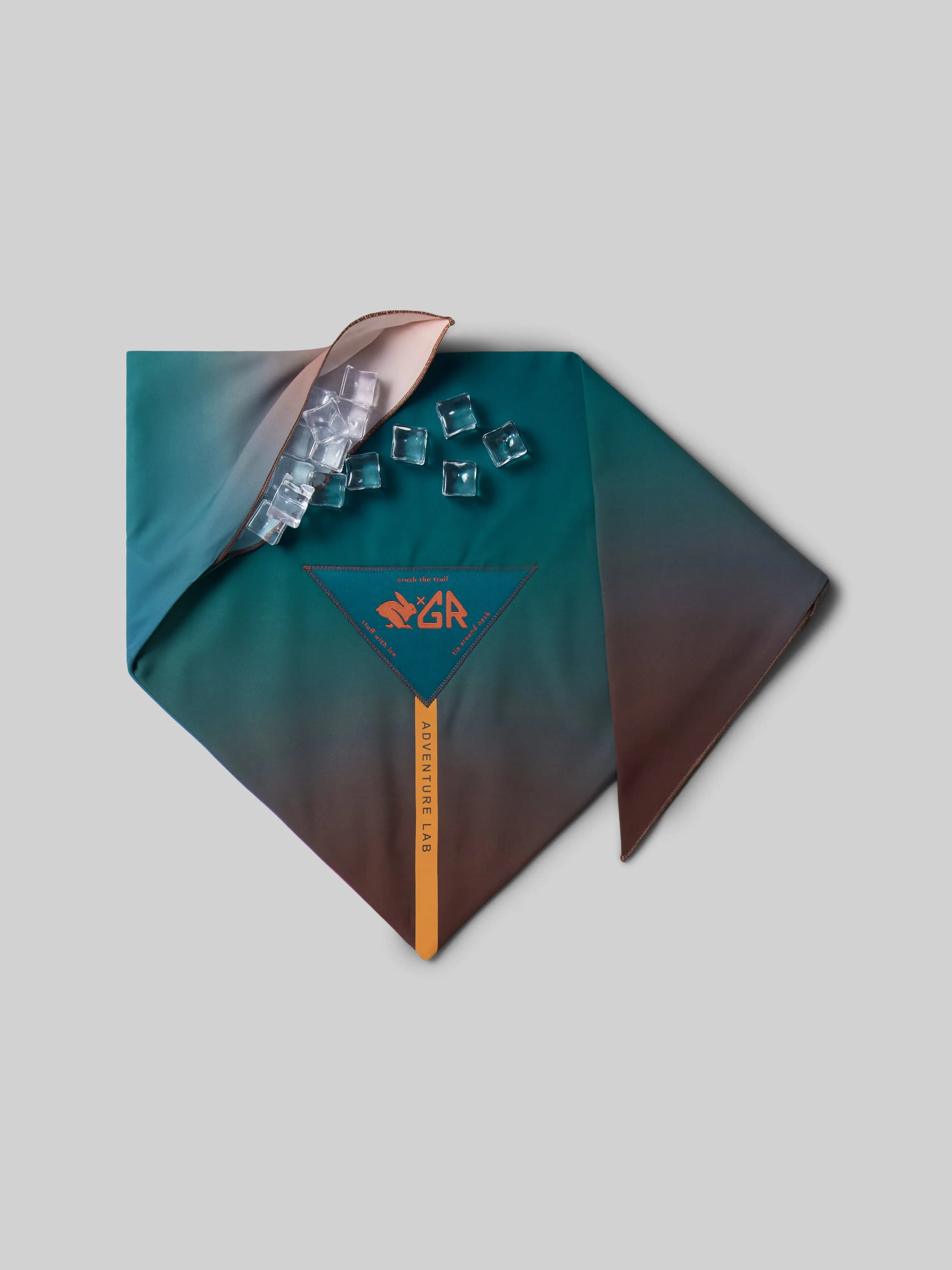 Ice Bandana, Sports & Outdoor Protective Accessory, Elastane & Recycled Poly Material, Slide-In Ice Design, Made Abroad, Do Not Bleach