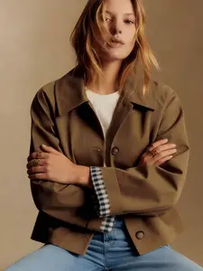 A women's brown short-length, loose-fitting, single-breasted casual coat with a stand-up collar, suitable for spring and autumn, for daily commuting, street wear, and home wear Jackets