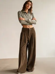 A piece of women's dark brown vertical high-waisted wide-leg trousers, drooping pleated commuter retro style thin trousers, suitable for autumn and winter, suitable for workplace commuting, daily shopping, light social gatherings, etc.