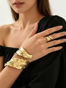 Luxury Irregular Hammered Metal Leaf Jewelry Set, Open Bangle + Ring Two-Piece Set, Unique Design Accessories for Daily Wear, Commute, Travel