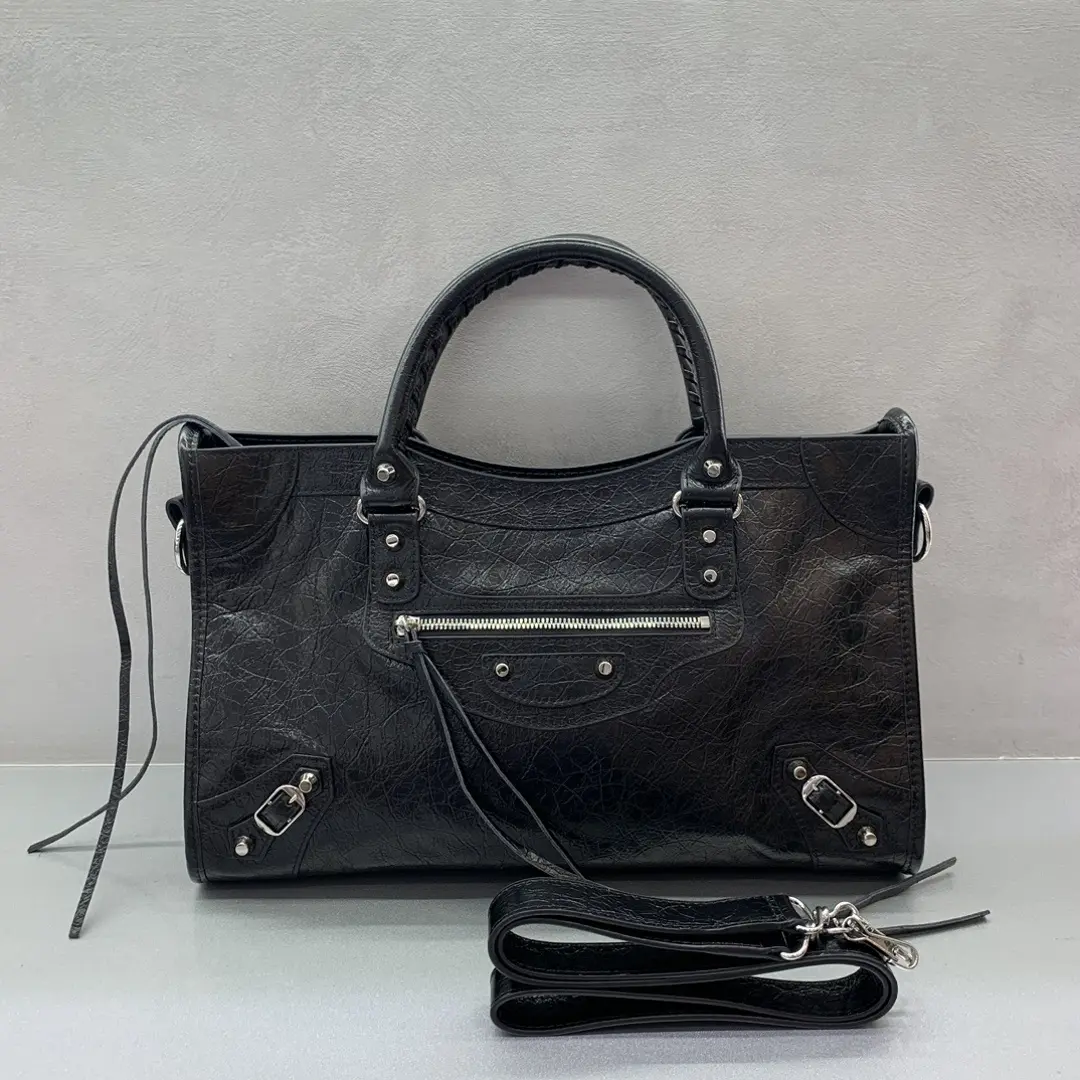 Women's Stylish Y2K Riveted Purse