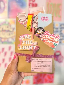 Blind Date with Latina Author, Blind Date with a Book, Latina Book Box, Blind Date Books, Latina gifts, Bookish, Caja Literias, Book Lover gift ideas, Surprise Book, BookTok, Romance, Bookish Gift, Highlighter, Bookmark, Stickers