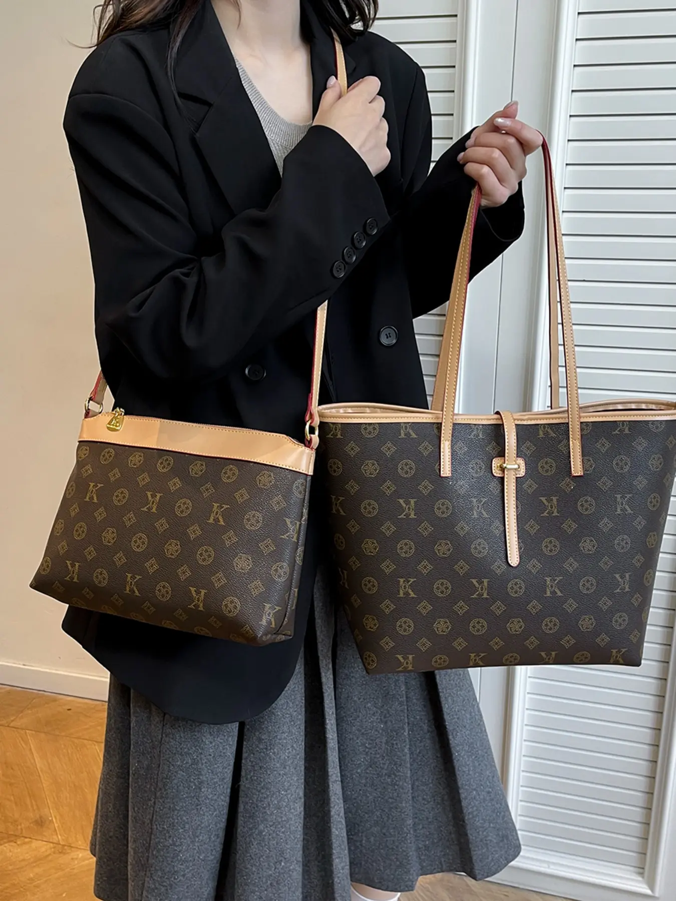 Elegant Women's Handbags 2026 New Two-Piece Set, Large Capacity Casual Tote Bag, Vintage Print Backpack, Classic Trendy Female Bags
