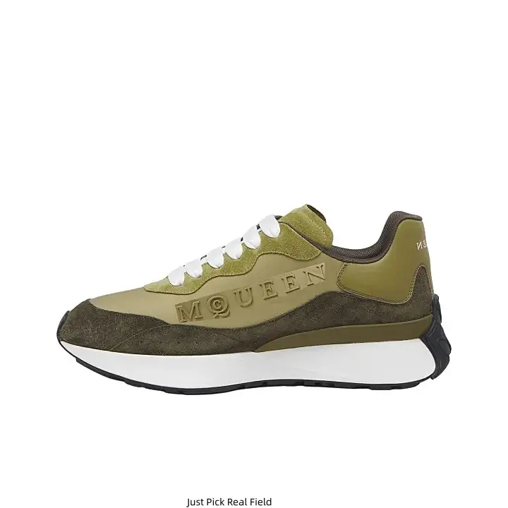 Unisex Olive Green Color Block Suede Retro Running Sneakers, layered cushioned midsole, vintage street style, comfy casual walking footwear for men and women
