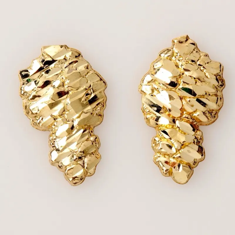 10 k Nugget earrings