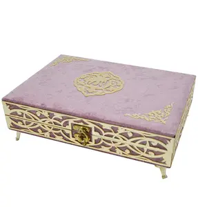 Holy Quran Keepsake Ikra Gift Set for Women - With Hijab & Tasbih Pink