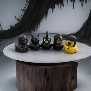 Eden Punk Duck Gothic Resin Duck - Garage Kit, Unique Gothic Gift & Collectible, Novelty Decor Dark Satanic Duck Ornament, Ideal for Desktop Home Decor & Halloween Decorations
