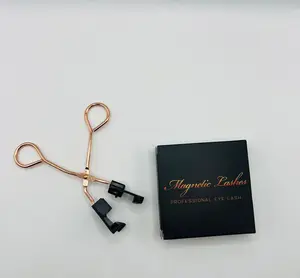 Holiday Magnetic Lash Set | Cat Eye Style False Lashes | Thick, Wispy, Elongated & Dramatic Look | Ideal Gift for Makeup Lovers | Reusable Magnetic Eyelashes