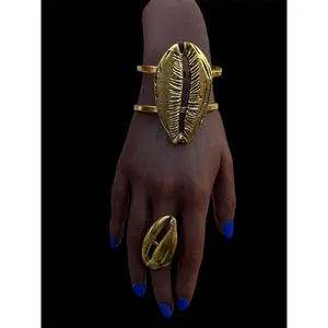 Supersized Gold Cowry Bracelet - Oversized Design with Gold Cowry Detail, Elegant Accessory for Everyday Wear