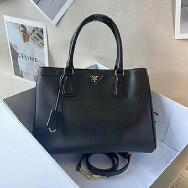 Pre-owned PRADA Leather Shoulder Bag I0707212383
