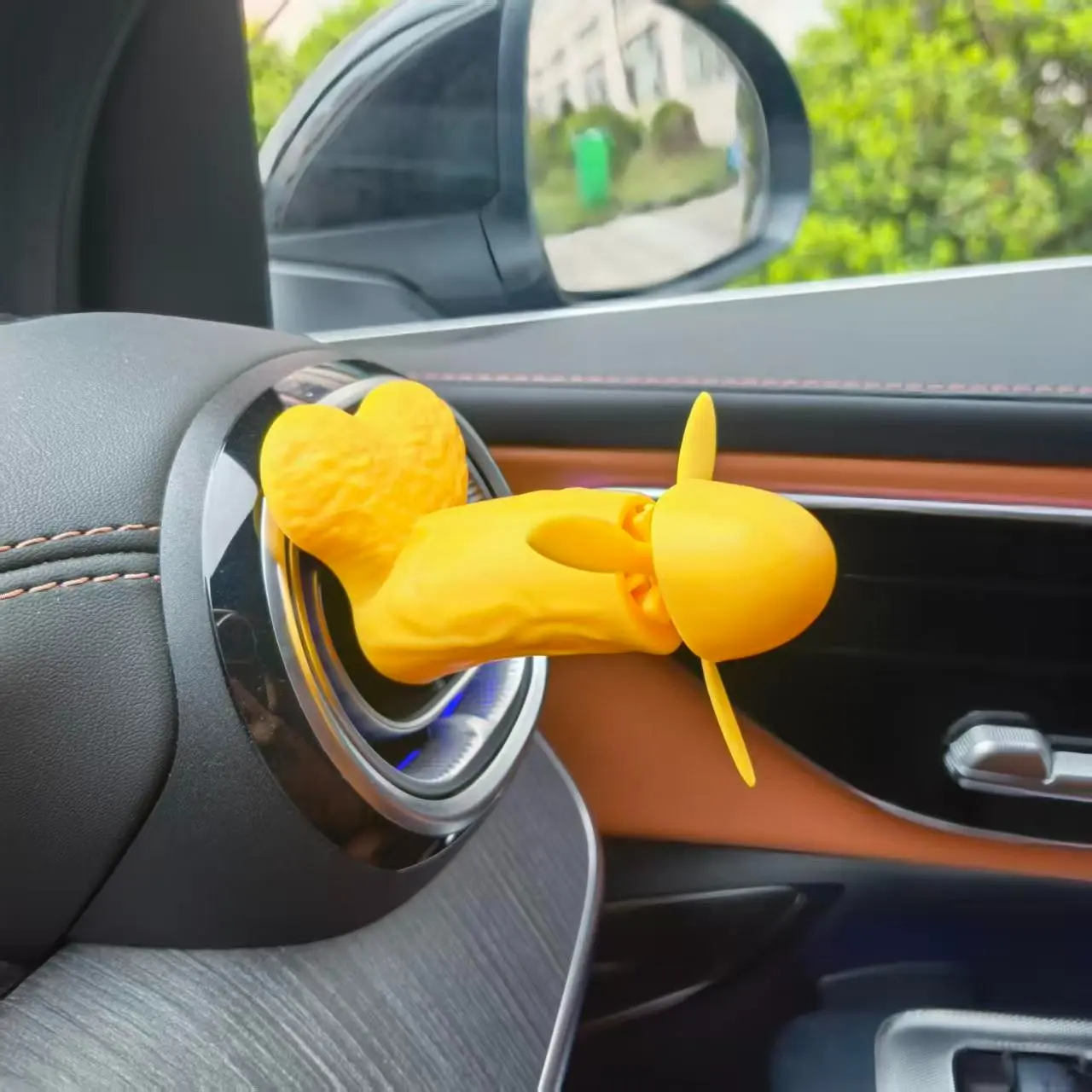 Fun Rotating Propeller Car Air Vent Clip, Creative Car Interior Decoration, Car Interior Accessory, Fun Car Accessories, Funny Gift for Friends and Lovers, Birthday Party Favor, Car Decorations Interior