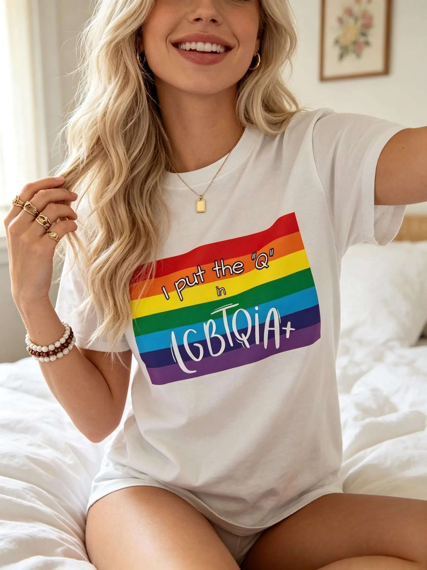 Casual Graphic T-Shirt with 'I Put the Q in LGBTQIA+' Slogan, Unisex Short Sleeve Soft Cotton Fabric for Beach Wear