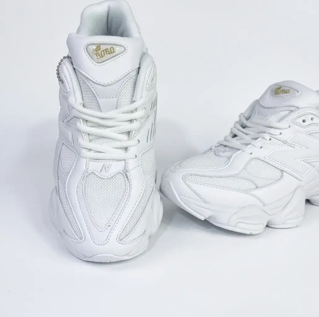 Classic White Chunky Sneakers Unisex Casual Walking Shoes Lightweight Platform Fashion Trainers