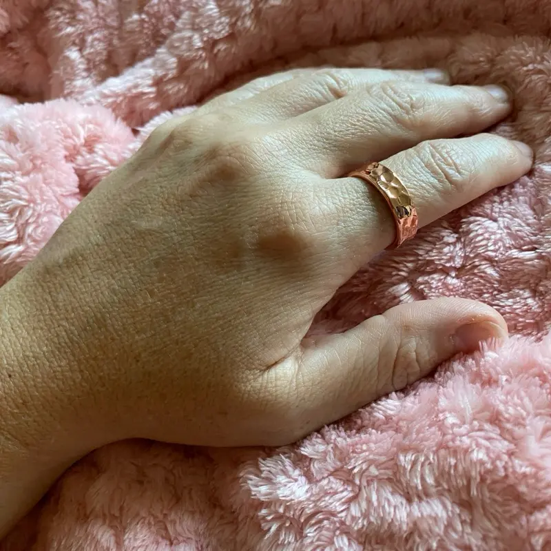 Adjustable Shiny Hammered Ring