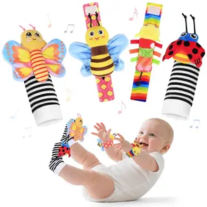 Baby Toys 0-6 Months-Baby Rattles Toy Wrist Rattle Socks and Foot Finder Set Infant Newborn Boys and Girls Essentials Ideal Sensory Toys Shower Gifts for Babies 0-12 Months