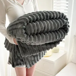 Solid Color Flannel Blanket, Soft Comfortable Throw Blanket, Air-conditioned Room Blanket, Warm Nap Blanket for Home Office Travel