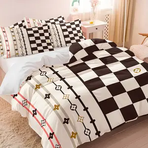 Atmosphere-Style Checkered Duvet Cover Set: One Duvet Cover And 1/2 Pillowcases Without Cores, Soft, Skin-Friendly, And Breathable; An Exclusive High-End Commemorative Gift For Holidays.