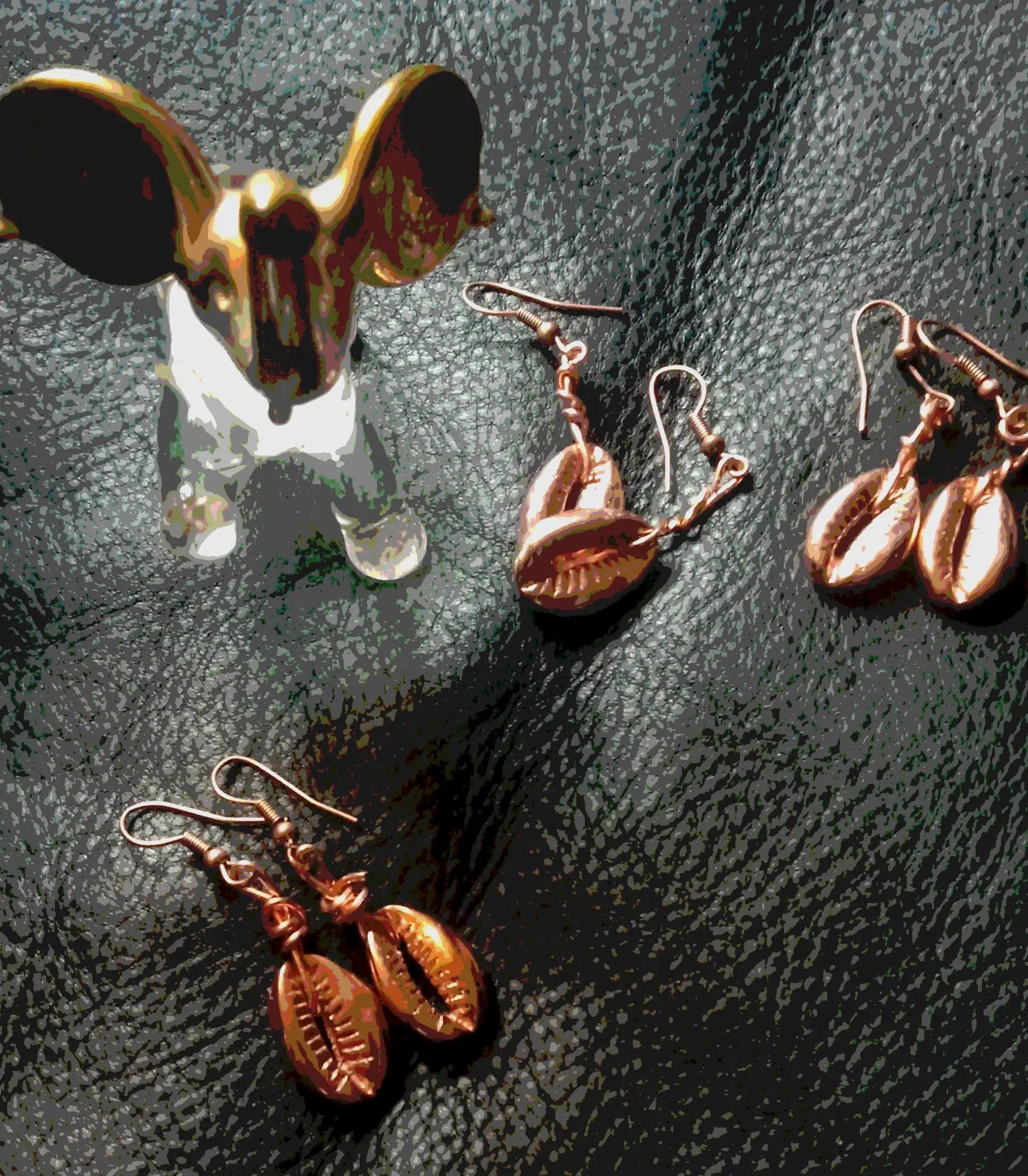 Pure Copper Handmade Earrings Unisex Spiritual Wear for Calming Good Circulation Natural Design Cowrie Shell Jewelry