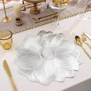 4 Pcs Floral Placemats - Heat/Water/Oil-Proof, Non-Slip, Heat-Insulating. PVC-Made, Washable, Durable, Easy to Clean. Great for Kitchen/Dining, Home/Hotel/Restaurant Decor,  Coasters Tableware ,festival, wedding decorations, and party table arrangements.
