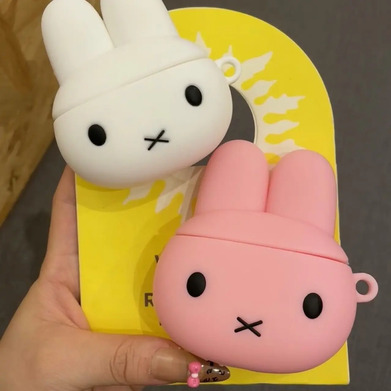 Kawaii Miffy Silicone Airpods Protective Cover 1/2 Generation Wireless Bluetooth Earphone Case Pro2 3 Generation Toys Gift