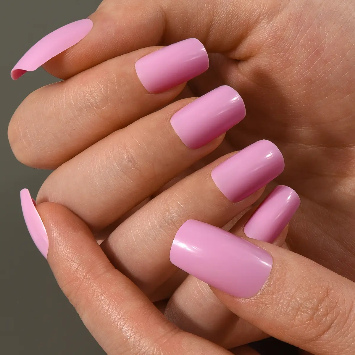 24 Pcs Solid Pastel Pink Medium Square Press On Nails, Glossy Baby Pink Fake Nails with Jelly Tabs & Nail File, Cute Everyday Nails for Work, Date & Vacation