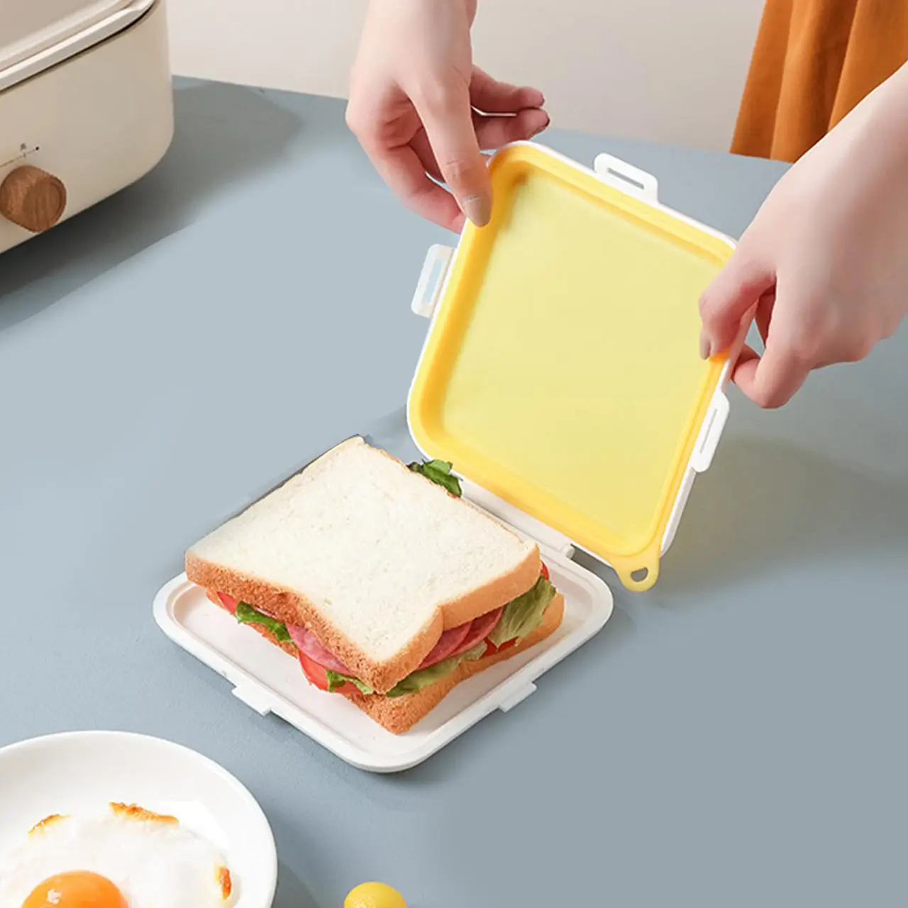 Portable Sandwich Box, 1 Count Portable Silicone Sandwich Storage Box with Lid, Tableware for Kitchen, Lunch Tableware for Picnic Camping