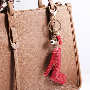 Women's Rhinestone Tassel High-Heel Keychain, Pink Glitter Shoe Bag Charm with Gold-Tone Hardware, Luxury Bling Crystal Car Accessory Gift (Sports & Outdoor Camping Hiking Hammock Companion)