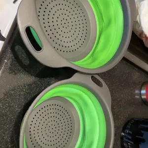 Foldable Silicone Colander Strainer, 2 Counts/set Kitchen Fruit Vegetable Drying Rack, Pasta Draining Basket, Washing Fruits Vegetables Noodles, Filter Water Fruit Plate, Food Colander Kitchenware