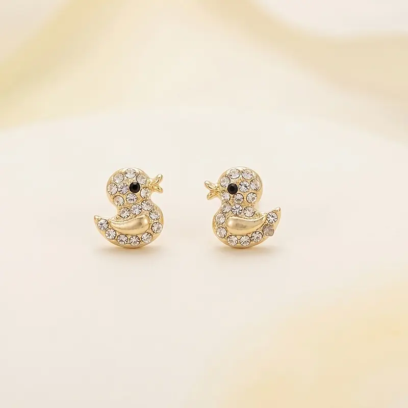Cute Elegant Duckling Earrings (1 Pair) - Costume Jewelry for Daily, Party Wear
