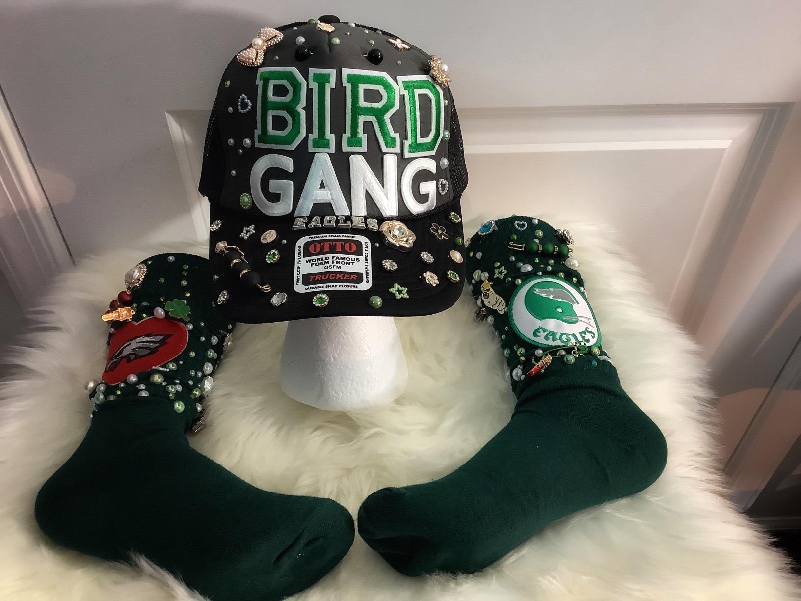 PATCHWORKZ: Eagles theme fun/charm Otto trucker hat with matching Eagles theme fun/charm socks.